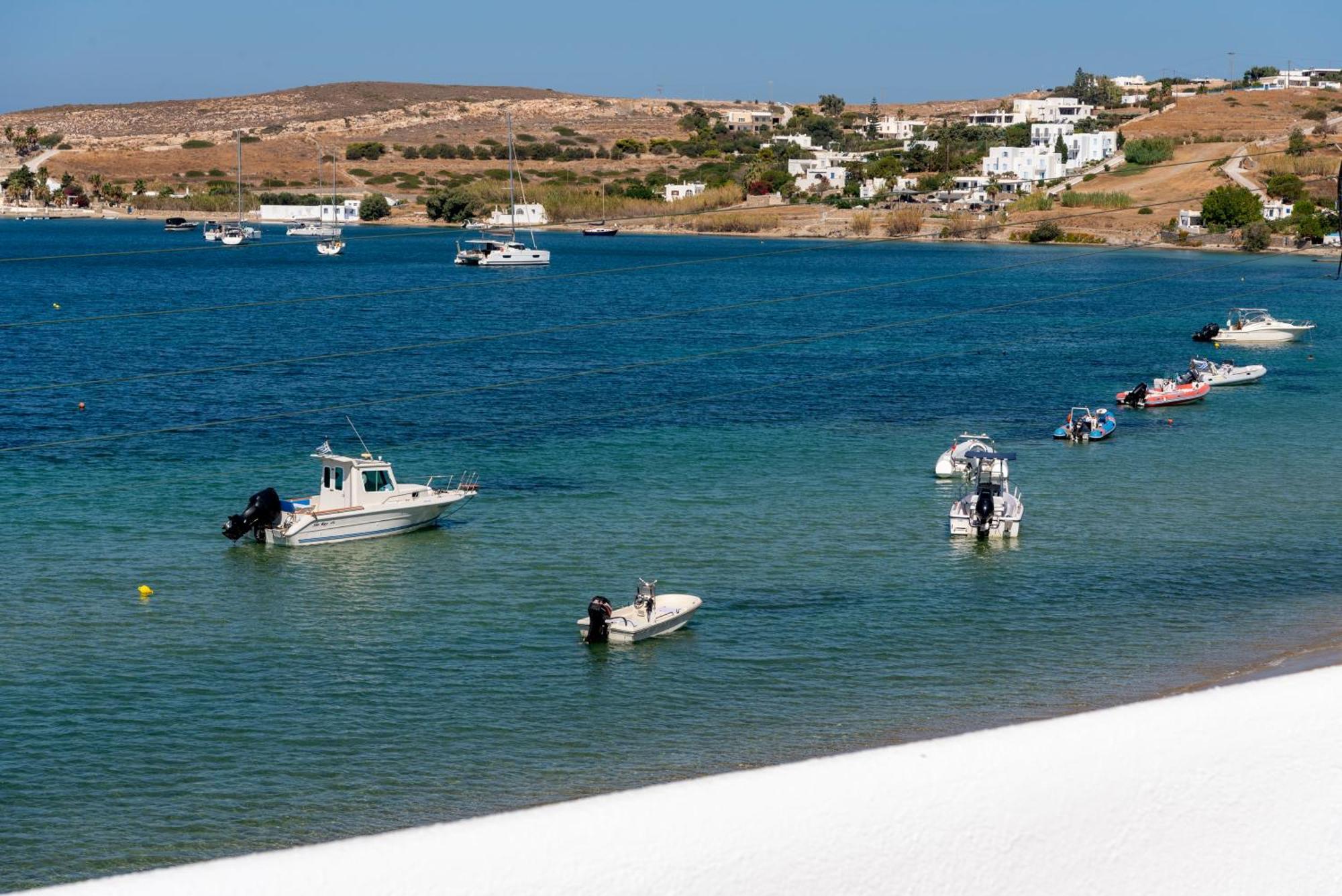 Irene Hotel - Beachfront Páros Dış mekan fotoğraf